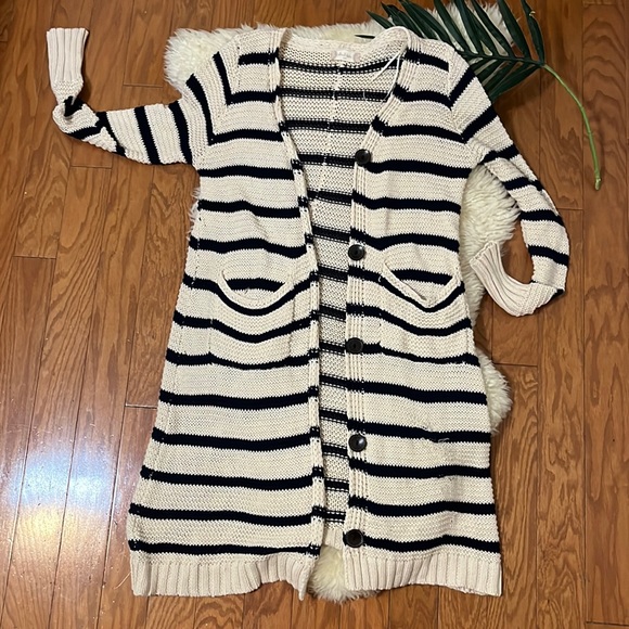 Altar’d State Long Knit Cardigan Sweater/ Cream & Navy/ Size Small/Medium - Picture 1 of 7
